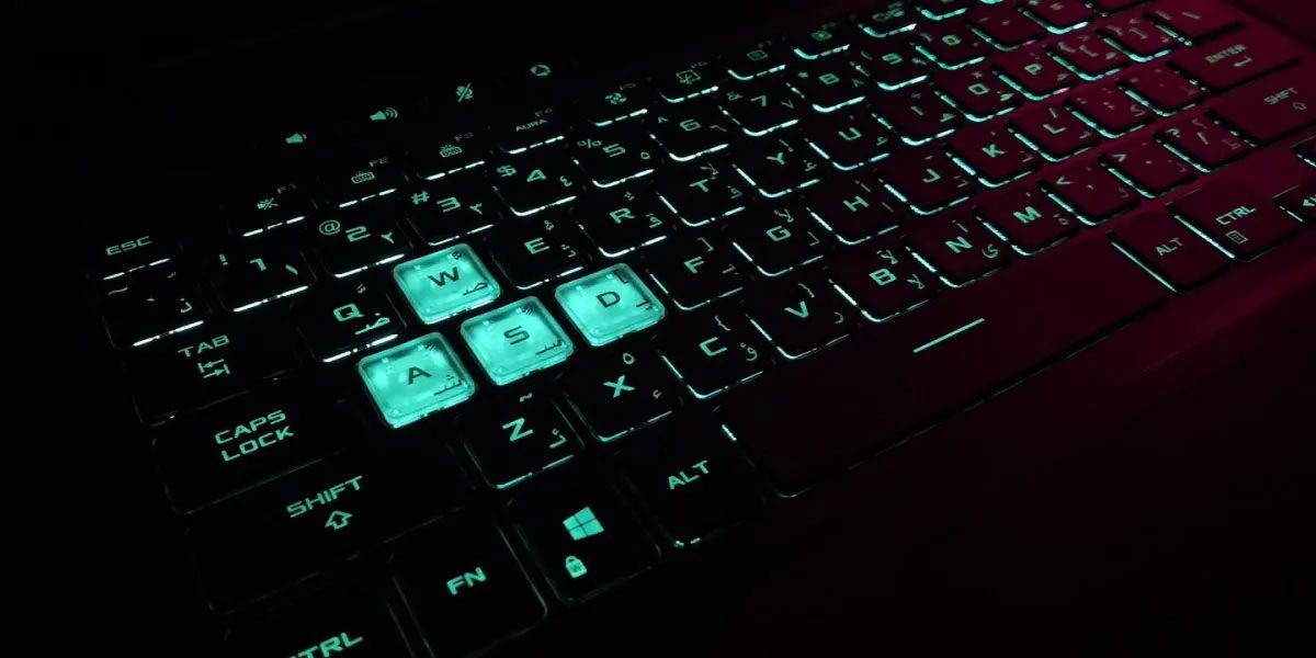 کیبورد ار جی بی